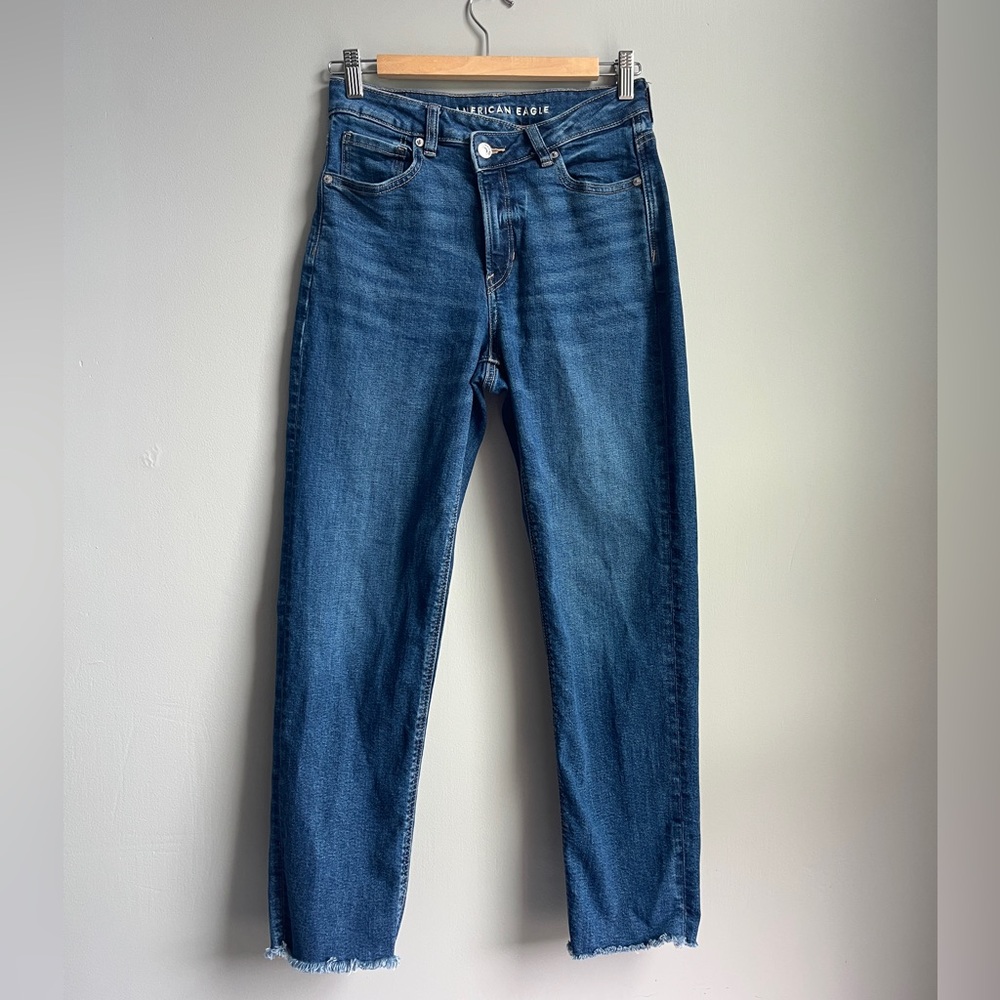 American Eagle Outfitters Straight Leg Jeans in Dark Blue Wash
